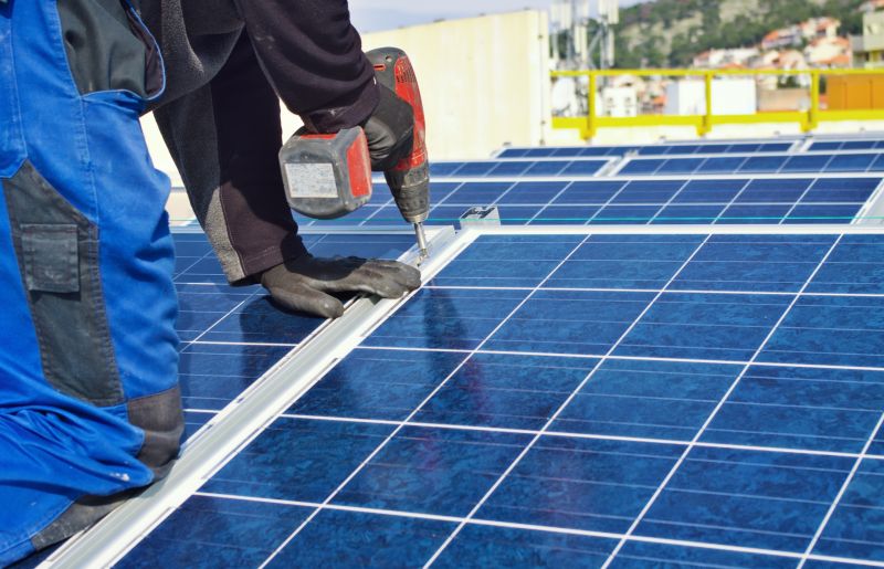 Provides eco-friendly energy, reducing carbon footprint